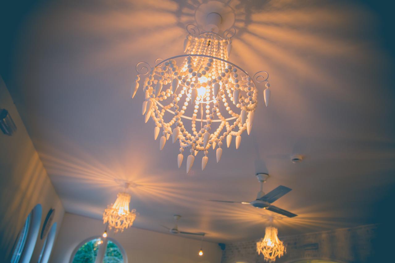 Gray Manor Hotel Cholderton Экстерьер фото
